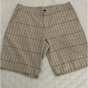 Adidas golf shorts grey cream tan plaid 38 with stretch. Never worn